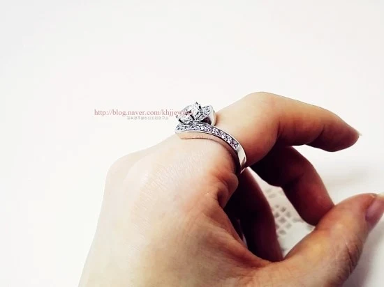 1.25ct 다이아몬드 18K 화이트골드 새로운 디자인으로 리폼 완성 후 · 1