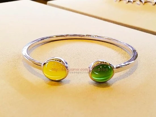 옐로우/그린 캐츠아이 세팅 실버뱅글팔찌(silver bangle bracelet) 제작 완성 후 · 1